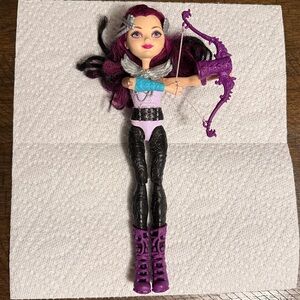 EverAfter High Raven Queen Magic Arrow Doll Mattel Purple/Black Hair Accessories